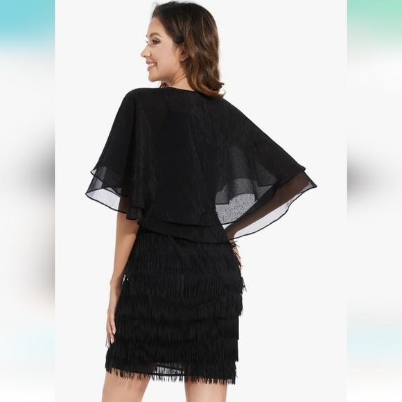 Sheer lightweight shawl - Picture 6 of 12